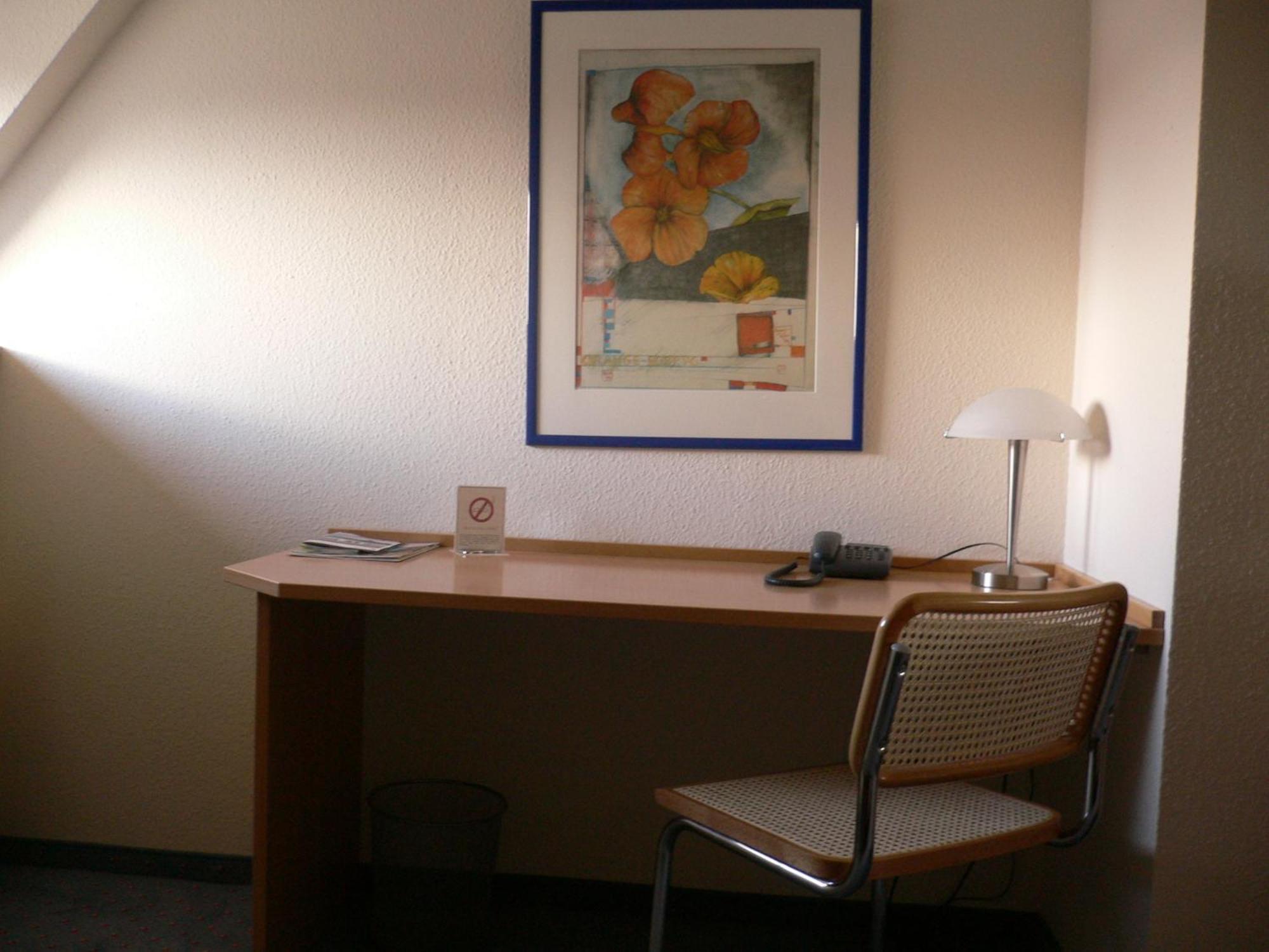 City Hotel Delmenhorst Room photo